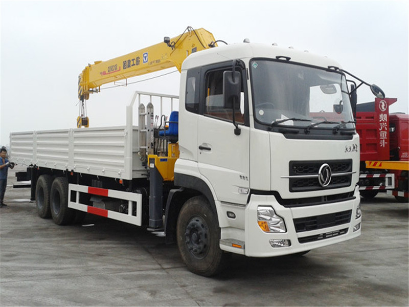 東風天龍后八輪【10-12噸】隨車吊