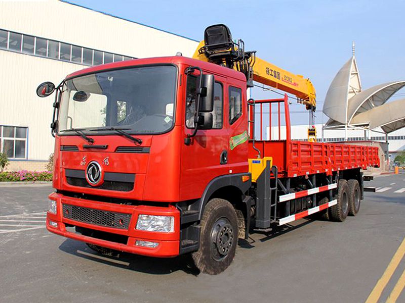 東風特商后八輪【10-12噸】隨車吊