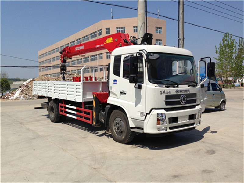 東風天錦【6.3-8噸】隨車吊