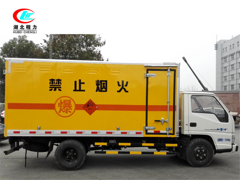 江鈴4.2米爆破器材運輸車【一類 藍牌】