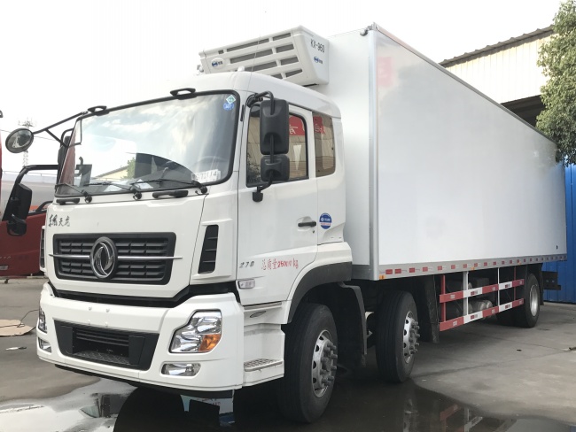 (廂長9.4米)東風天龍小三軸冷藏車