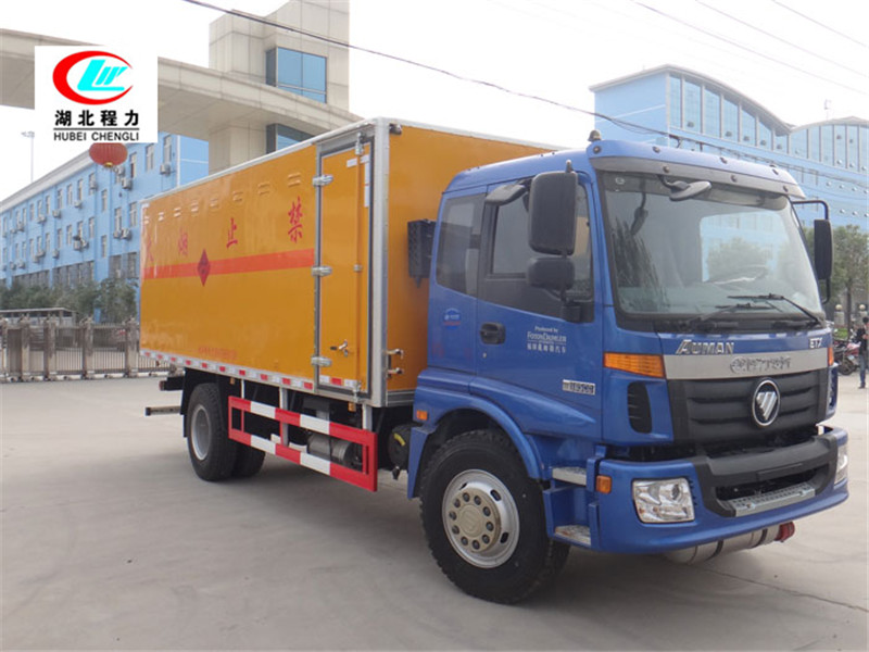 福田歐曼 6.2米易燃液體廂式運輸車【三類】