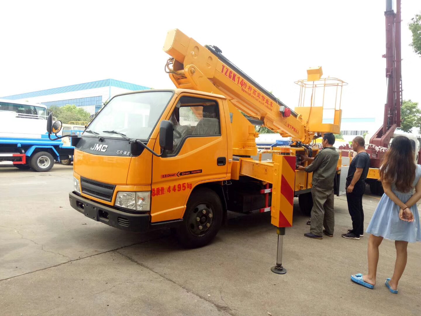 (12-16米 藍(lán)牌)江鈴單排·伸縮臂高空車