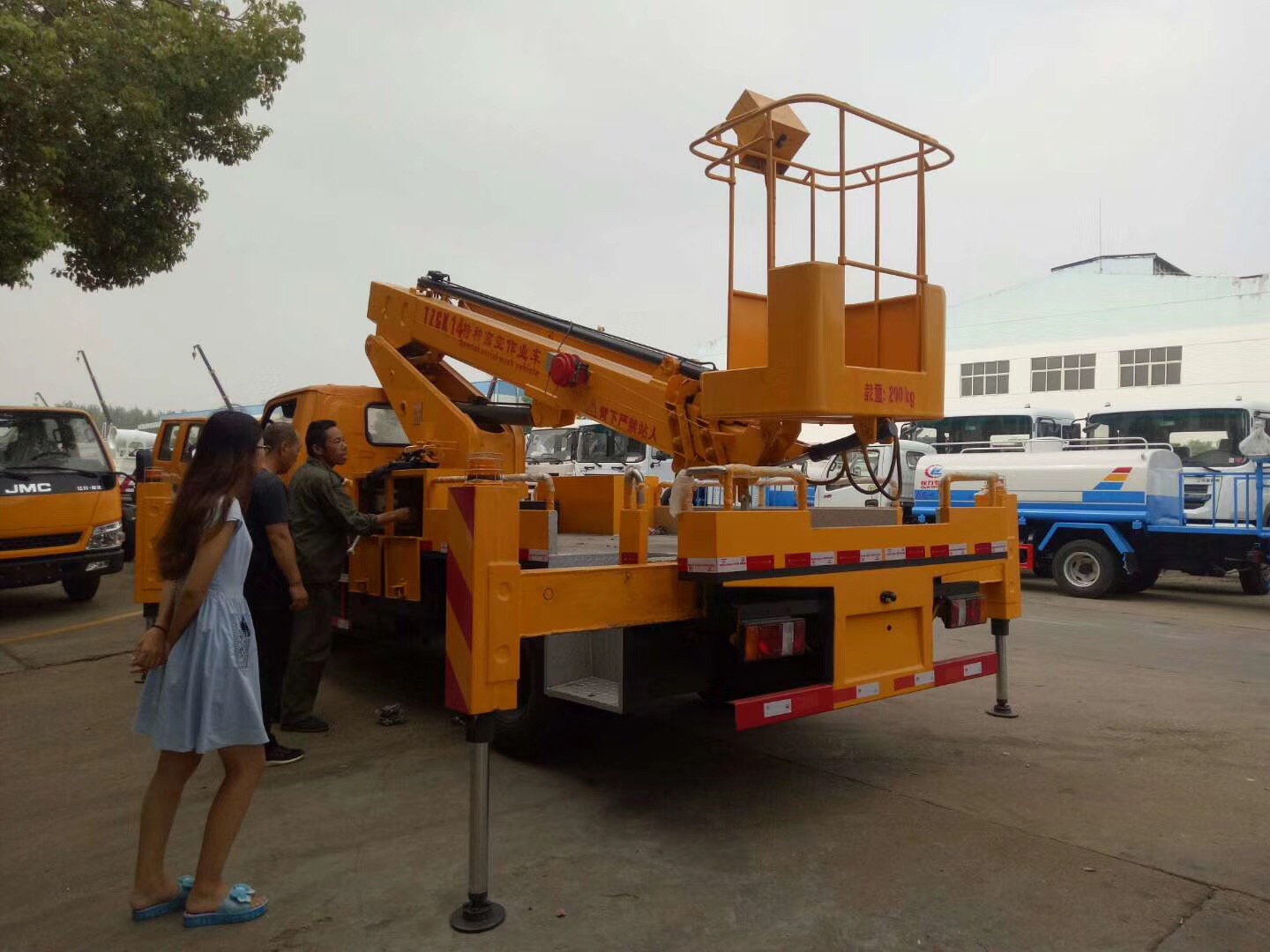 (12-16米 藍(lán)牌)江鈴單排·伸縮臂高空車