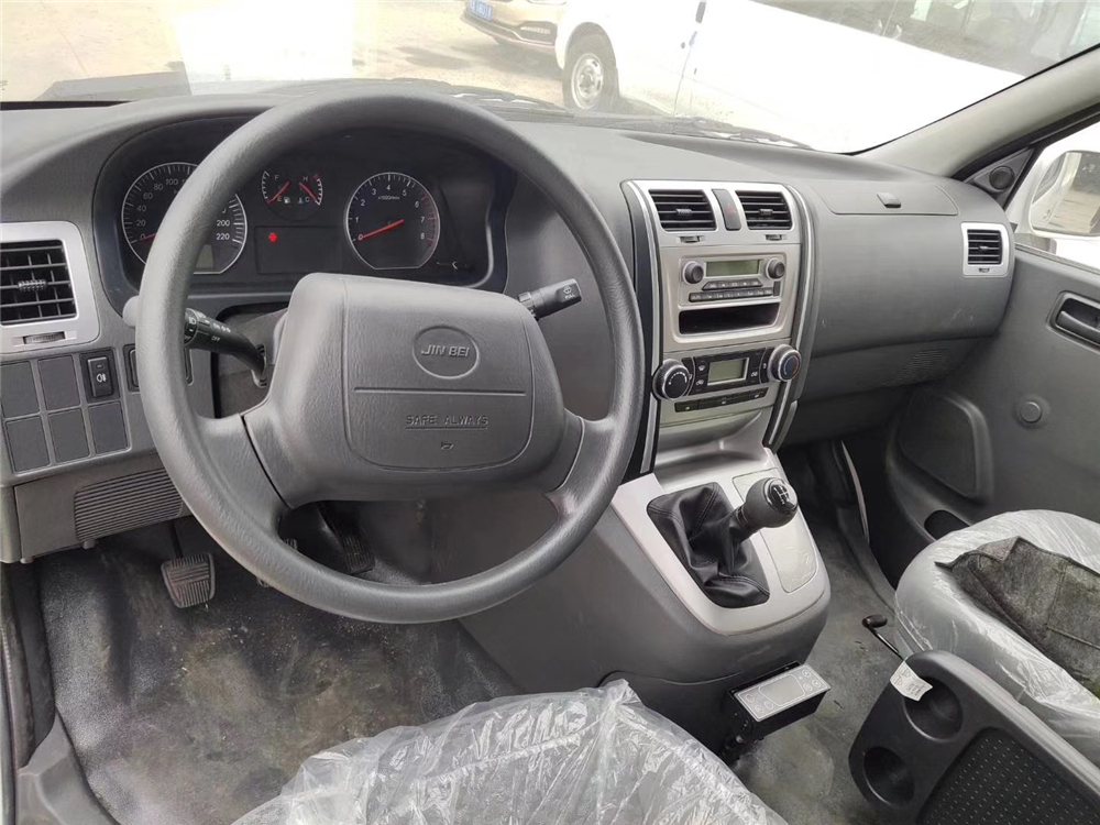 國六·金杯新快運 面包冷藏車