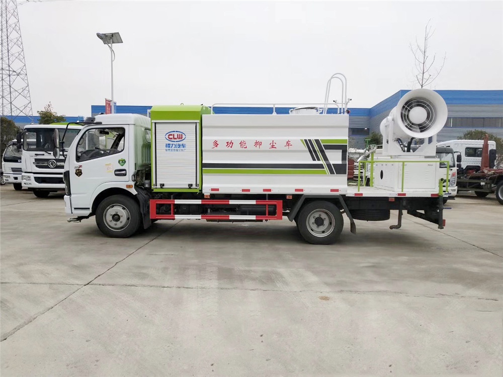 國六【8方】東風D7 抑塵車#30-50米