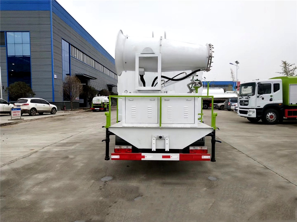 國六【8方】東風D7 抑塵車#30-50米