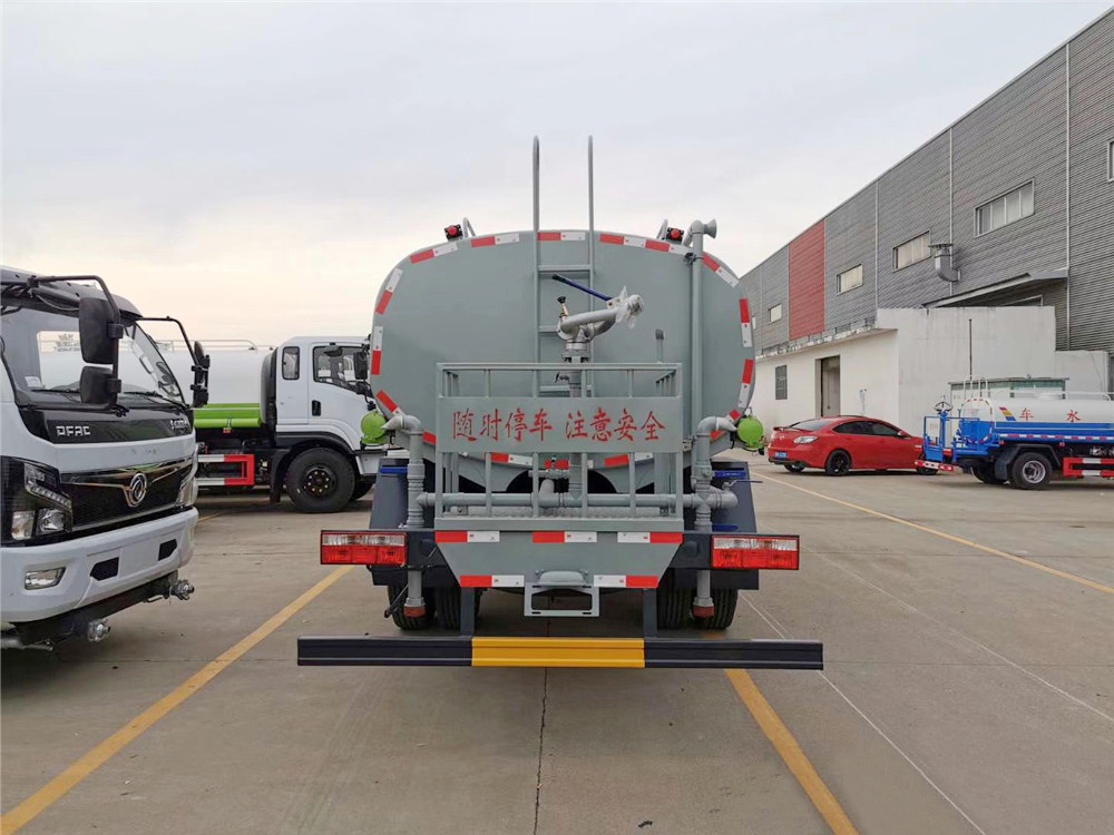 國六【12立方】東風D9 灑水車