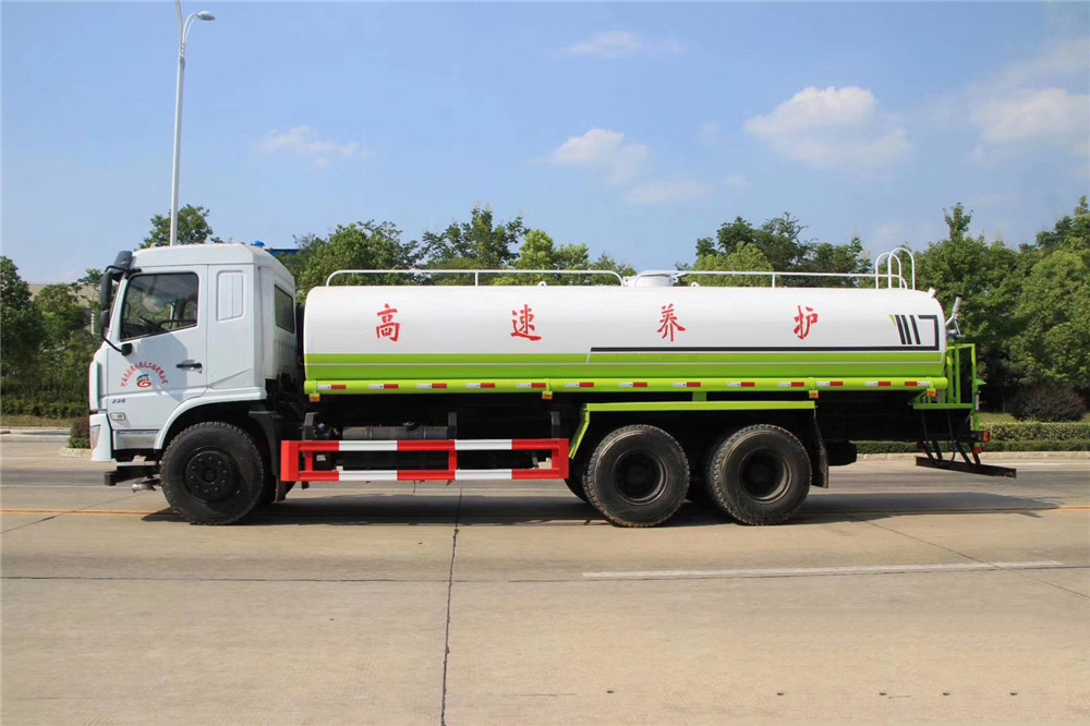 國六【20立方】東風專底后雙橋 灑水車